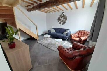 ツーリストアパートメント Maison Au Calme