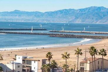 ツーリストアパートメント 8 Marina Penthouse Water Front