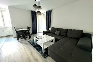 관광객 아파트 Dreamhopp28 Idyllische Lage Und Wohnung Mit Ebk, Terrasse Etc