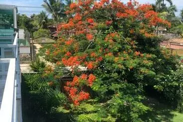 ツーリストアパートメント Linda Casa Em Camburizinho 100 M Da Praia