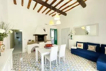 پانسیون Villa Pomelia, Villa Nel Corso Di Santa Marina Salina A 50 Mt Dal Mare