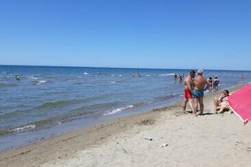 ツーリストアパートメント Villino A Schiera Per Visite A Roma O Vacanze Al Mare