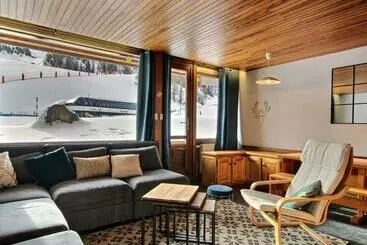 ツーリストアパートメント Appartement La Plagne, 2 Pièces, 4 Personnes   Fr 1 455 215