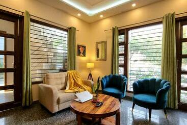 Apartamenty turystyczne Home2 Stay By Six Lane