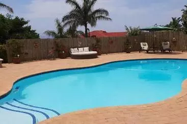 Отель Sunbirds Bed & Breakfast