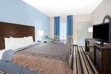 Hotel Super 8 By Wyndham Dilley Tx