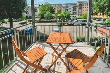 Apartamentos turísticos Zentrum, 2r, Balkon, Wifi, 4p, Modern, Ruhig