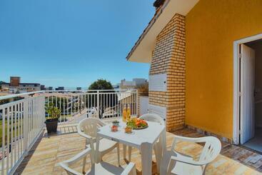 Жильё для туристов Apartamento A 150 Metros Da Praia De Bombinhas