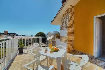 ツーリストアパートメント Apartamento A 150 Metros Da Praia De Bombinhas