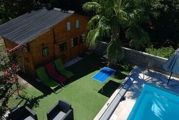 شقق خاصة سياحية Casa Di Legnu ,charmant Chalet Avec Piscine