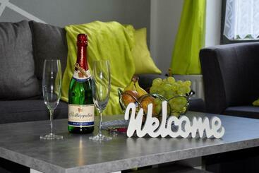 ツーリストアパートメント Fewo Sonja