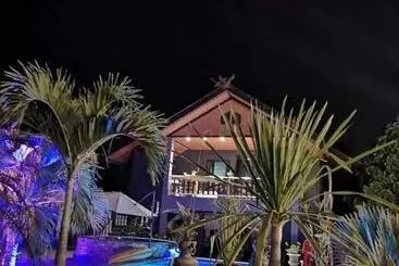 ツーリストアパートメント My Paradise Pool & Garden