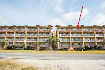 דירות לתיירים Volume By The Sea