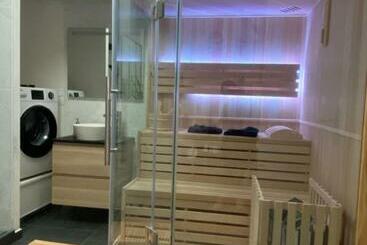 Жильё для туристов Charmant Appartement Avec Spa