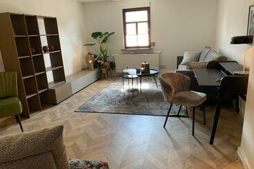 דירות לתיירים Nibelungen Boardinghouse 3 Zimmer Apartment