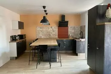 ツーリストアパートメント Appartement Saika Et Les Hirondelles