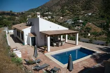 Apartamentos turísticos Casa Calmante   Stunning 3 Bedroom Villa With Private Pool