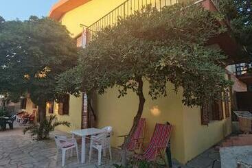 דירות לתיירים Casa Vacanze A 50 Metri Dalla Spiaggia