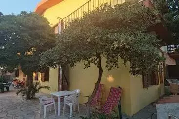 ツーリストアパートメント Casa Vacanze A 50 Metri Dalla Spiaggia