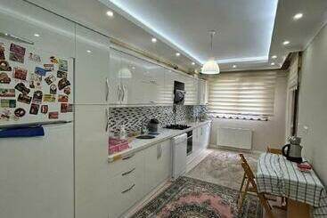דירות לתיירים A Luxurious, Reliable And Spacious Family Residence For Arab Families