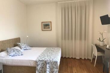 호텔 Albergo La Rocca