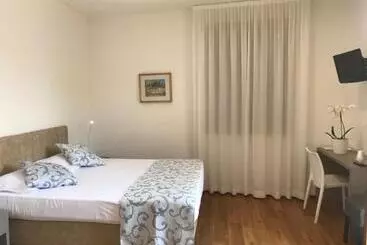 Otel Albergo La Rocca