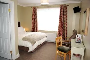 The Yellow House B&b