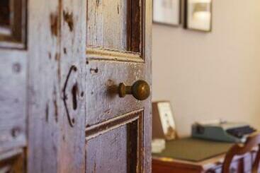 Turistihuoneistot Alloggio Del Vicolo   Le Vecchie Vasche