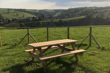 ツーリストアパートメント Eden House Retreat