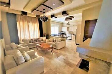 Turistihuoneistot Arabian Hospitality