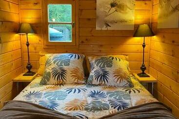 Жильё для туристов Au Chalet Fleuri