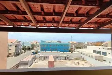 آپارتمان‌های توریست‌ها Sal Service New Studio Penthouse