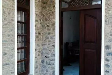 ツーリストアパートメント Lovely 2 Bedroom Fully Furnished Condo