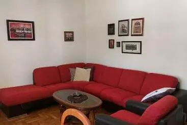 آپارتمان‌های توریست‌ها Podgorica 23