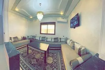 آپارتمان‌های توریست‌ها Dar Al Montazah