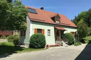 Turistihuoneistot Haeberlhaus