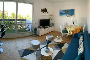 Turistihuoneistot Appartement Avec Balcon Proche Paris & Disneyland