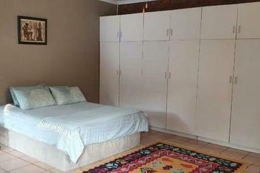 Vakantie-appartementen 14 Stratos