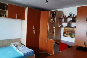 ツーリストアパートメント Apartament Uta