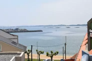 Apartamentos turísticos Maravilloso Apartamento Vilanova De Arousa