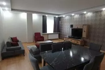 ツーリストアパートメント شقة سكنية واسعة وجميلة مع اطلالة بحرية مميزة   Spacious And Beautiful Apartment With A Distinctive S