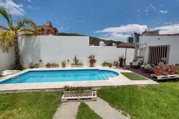 ツーリストアパートメント Hermosa Casa Chalet Villa Carlos Paz