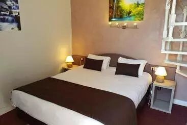 Отель Hôtel Port Beach