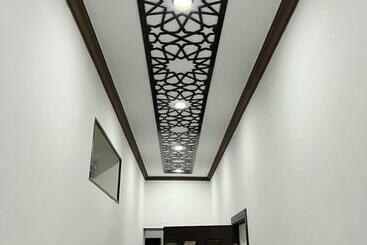 Pension Gavhar House