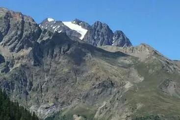 Apartamenty turystyczne Puy Saint Vincent Appartement T2 Balcon Super Panorama Avec Parking Prive Couvert Et Piscine L Ete