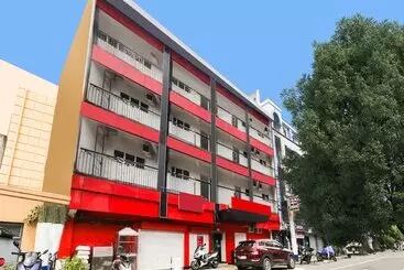 Hotel Golden Majestic Pension Inn