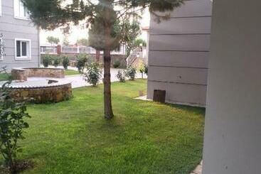 آپارتمان‌های توریست‌ها Rainfort Turizm Sanayi Ve Ticaret Ltd şti