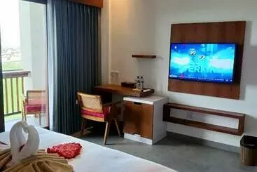 Hotel The Kd Suites & Coffee Shop