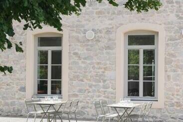 住宿加早餐 L Auberge Du Campos