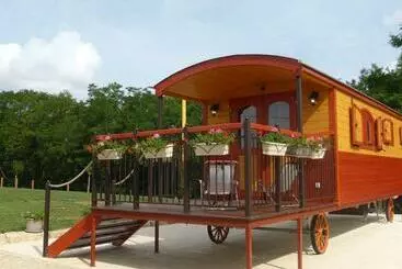 Turistihuoneistot La Roulotte De Bourgogne